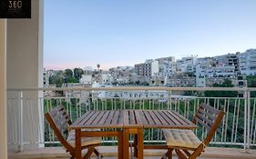 Green Oasis: Home With Breathtaking View W/Parking By 360 Estates